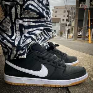 SB Dunk Low "black  Gum