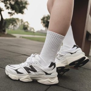 U9060AAB。New Balance 9060 White Black ，