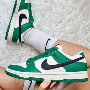 Nike  Dunk  low lottery pack malachite green