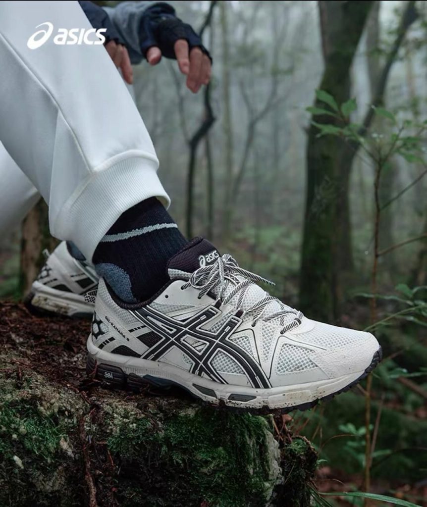 ASICS Gel‑Kahana 8 ‘Black and White – Dream Land