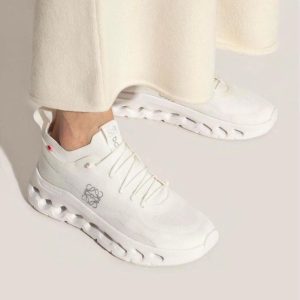 LOEWE x On Cloudtilt running