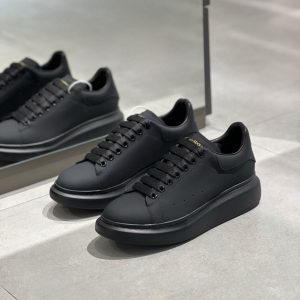 ALEXANDER MCQUEEN