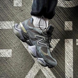 New Balance 9060 Mushroom