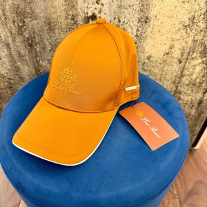 LORO PIANA