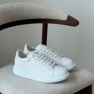 ALEXANDER MCQUEEN